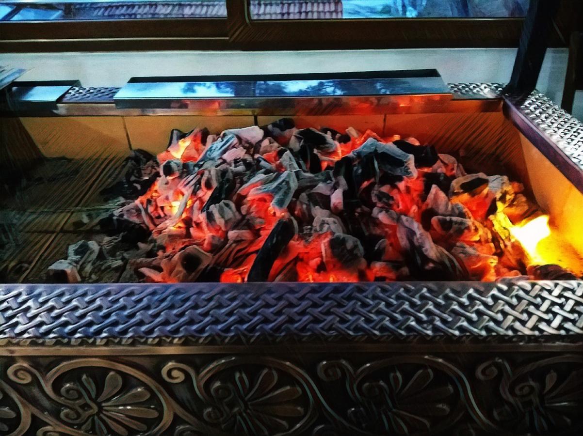 Oeren Konak Otel Buitenkant foto